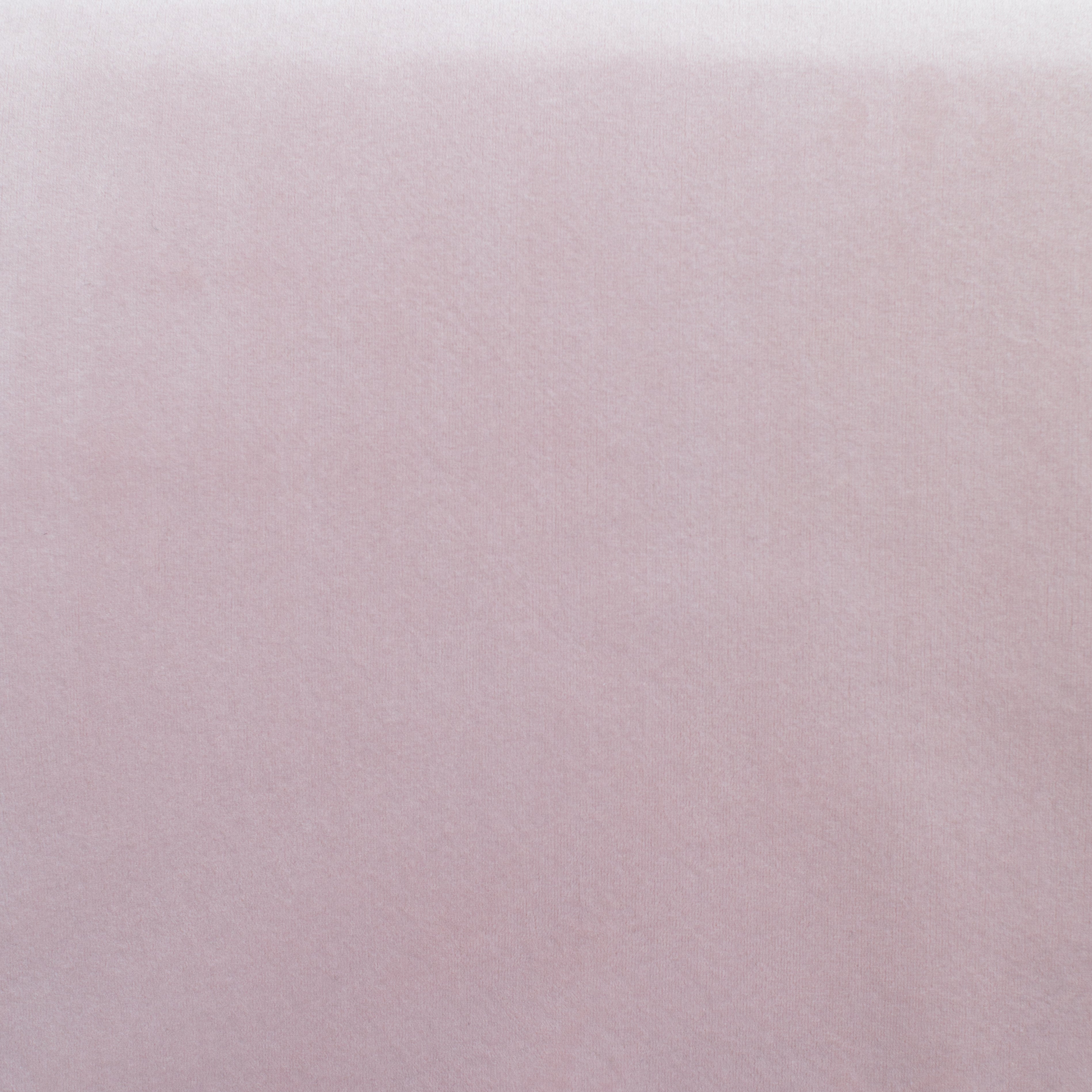 Solid peony color swatch